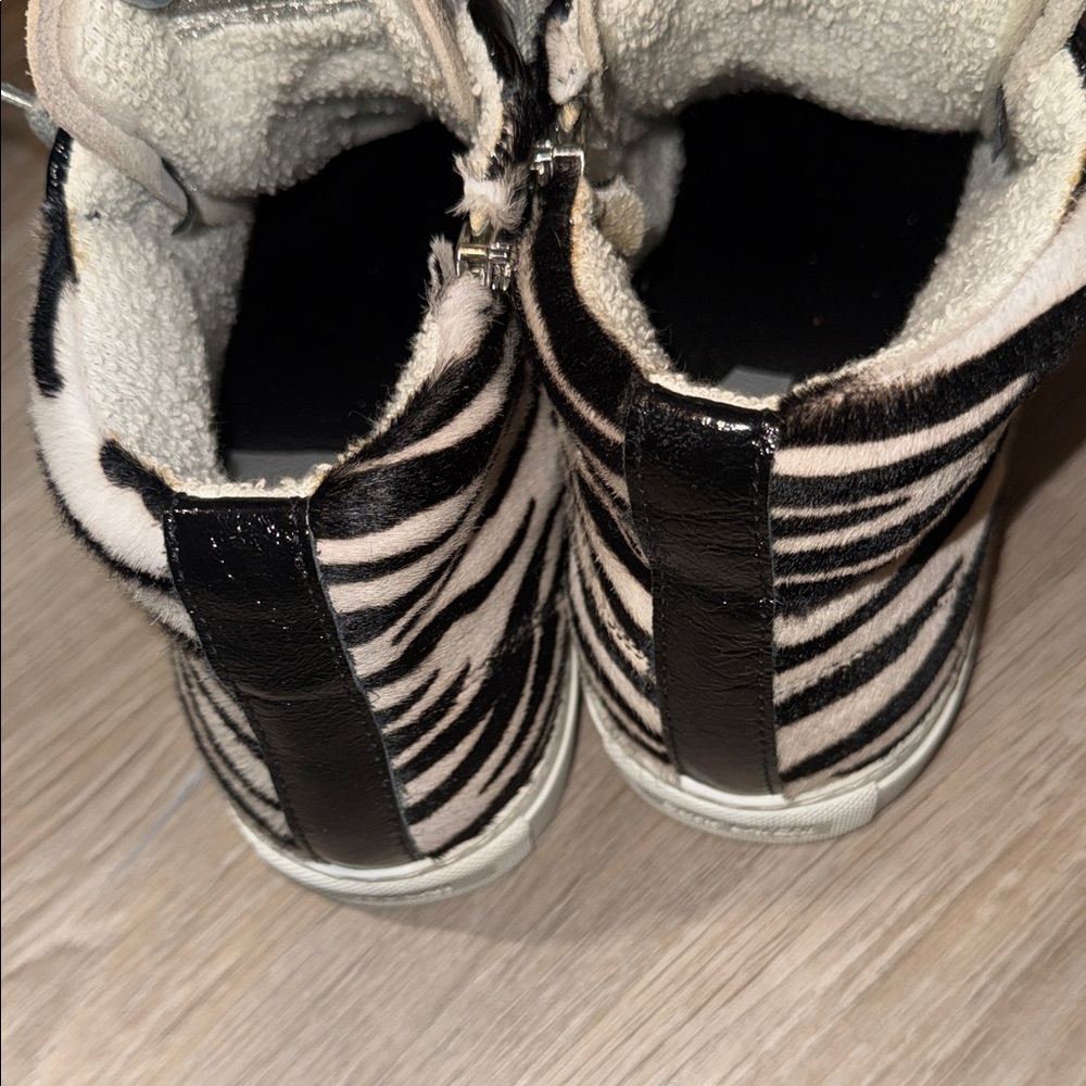 P448 Skate Sneaker Women's Zebra Pony Hair High Top Glitter - Picture 3 of 7